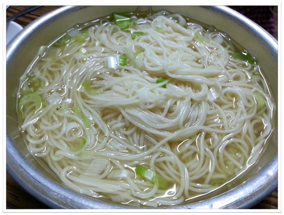 아줌마국수 이미지