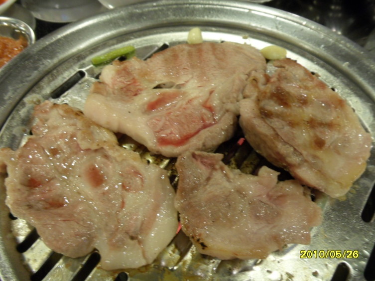 마당쇠껍데기와소금구이 이미지