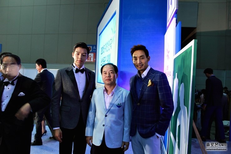 홍천군양복점 홍천양복점 홍천맞춤정장 홍천군맞춤정장  홍천결혼예복 홍천군결혼예복 홍천군맞춤예복 홍천맞춤예복