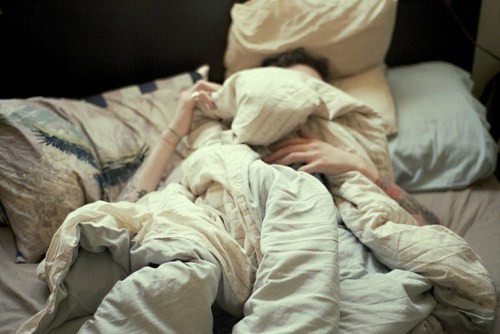  나는 낯선 사람이 되어 너를 떠났고 너는 나를 떠나 낯선 사람이 되었다 | 인스티즈