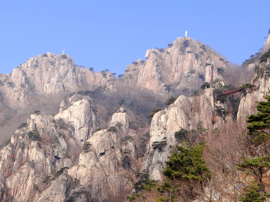 기암괴석 이미지