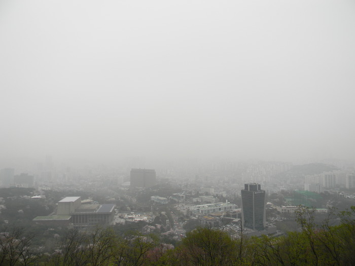 서울의 포근한 뒷동산, 남산 (한국인의 미소, 남산 산책로, 근래 개방된 한양도성 남산약수터 주변 구간)