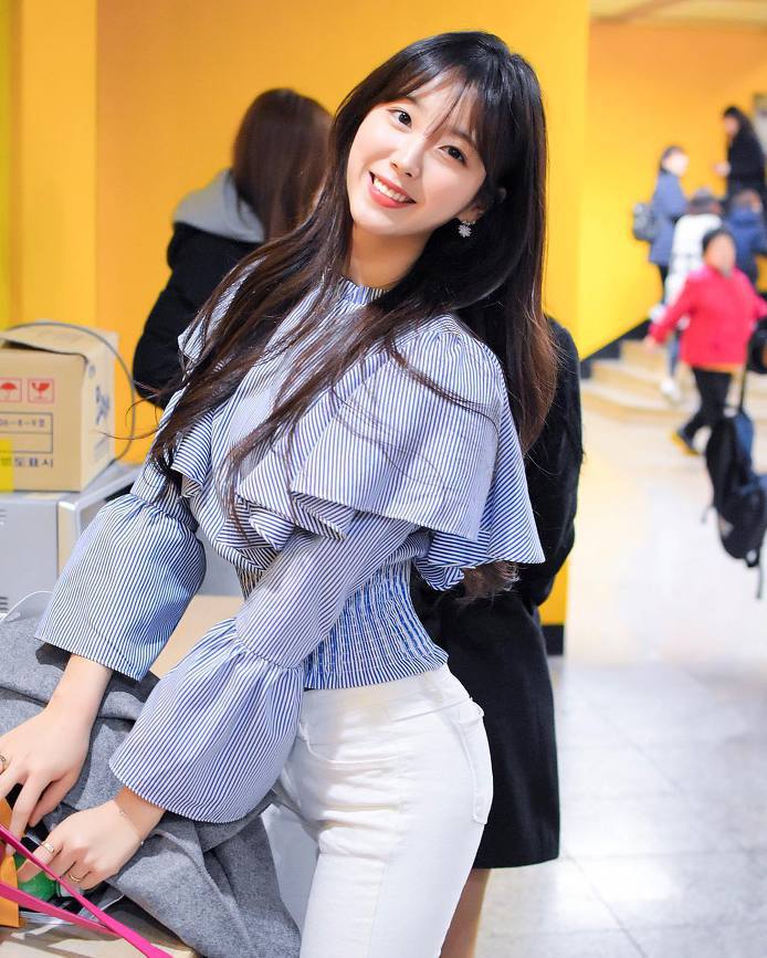 안지현