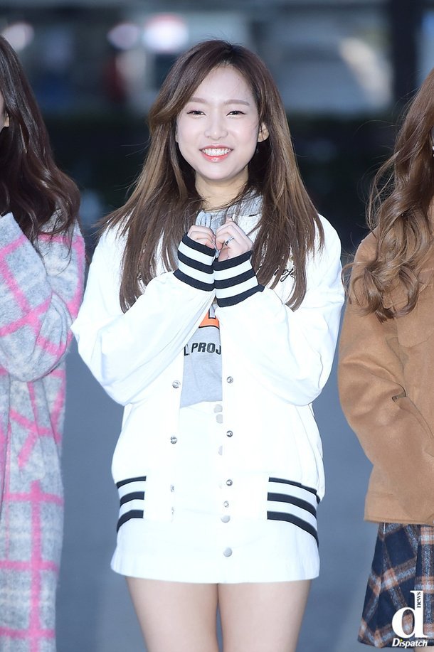 "'에이프릴' 예나